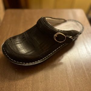 Alegria by PG Lite Seville clog (women’s) size 38, 7US